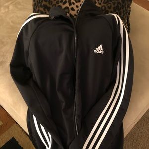 Adidas jacket medium !! New only worn once